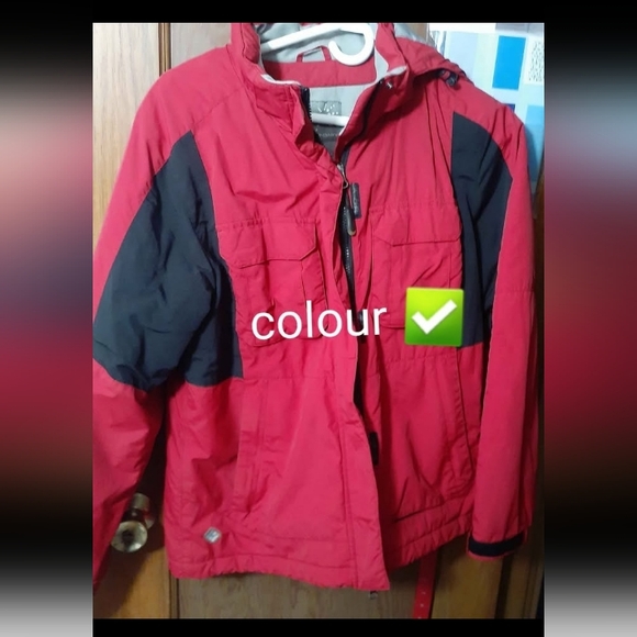 Women's Medium Outer Boundary Light Coat Fully Loaded - Picture 10 of 12